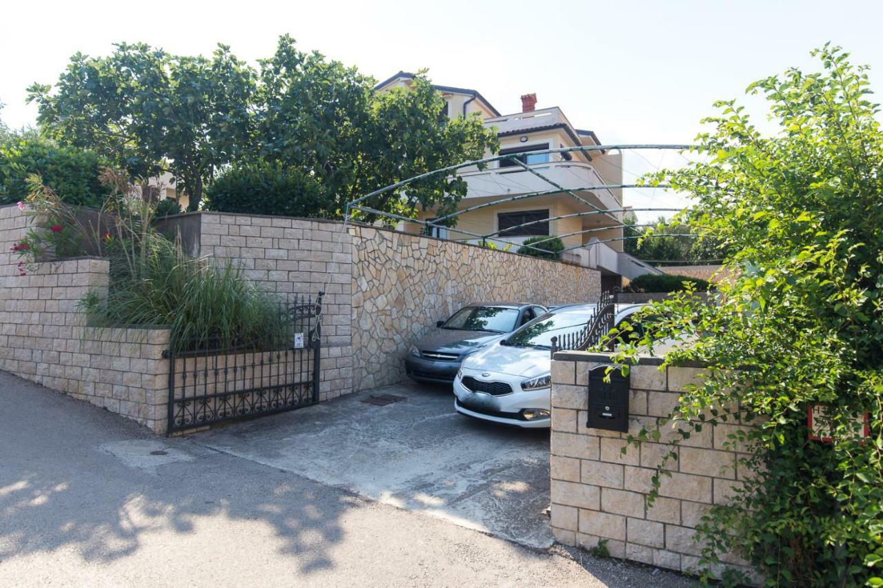 Giovanni Krk Krk Town Exterior photo