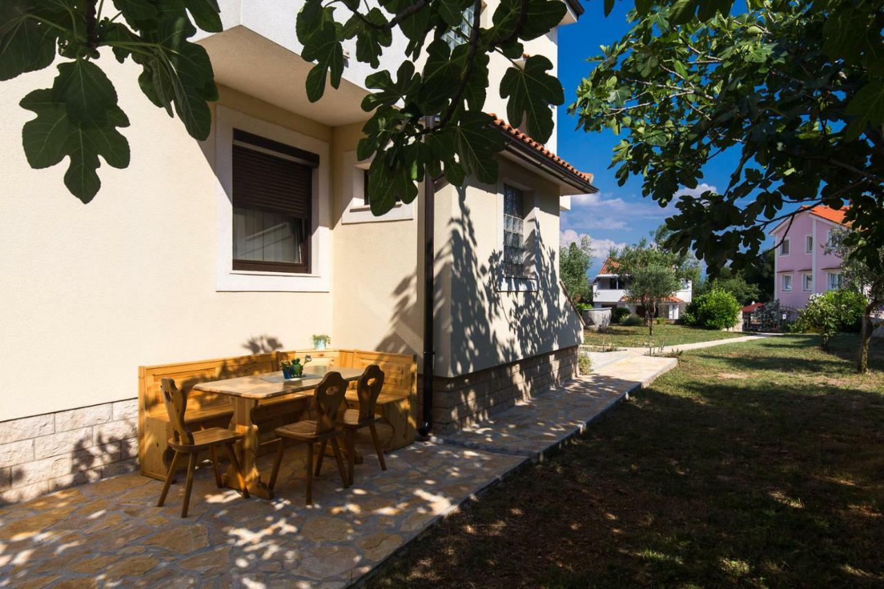 Giovanni Krk Krk Town Exterior photo
