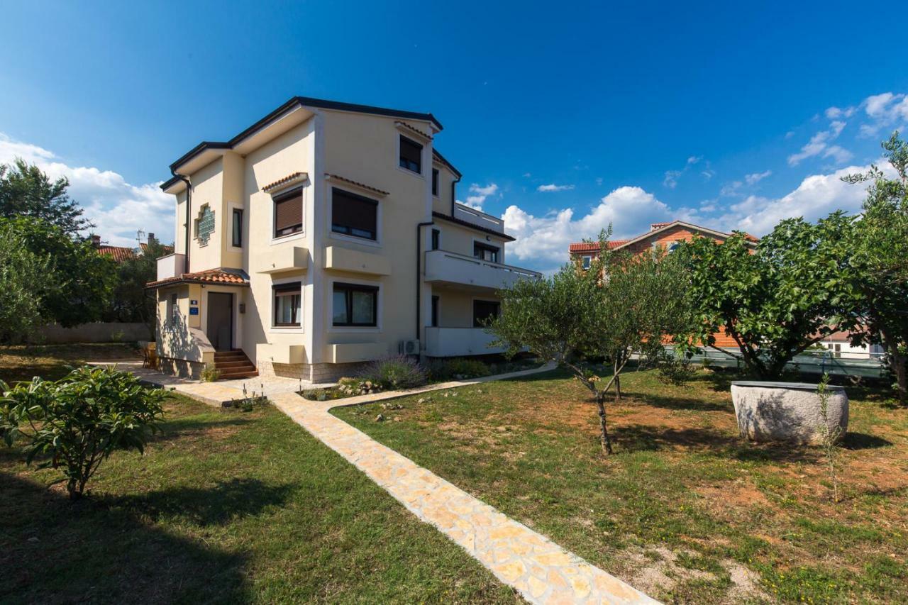 Giovanni Krk Krk Town Exterior photo