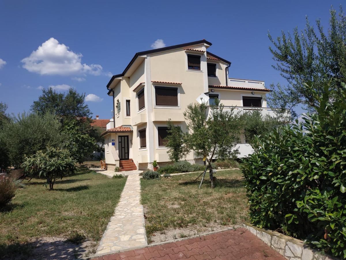 Giovanni Krk Krk Town Exterior photo